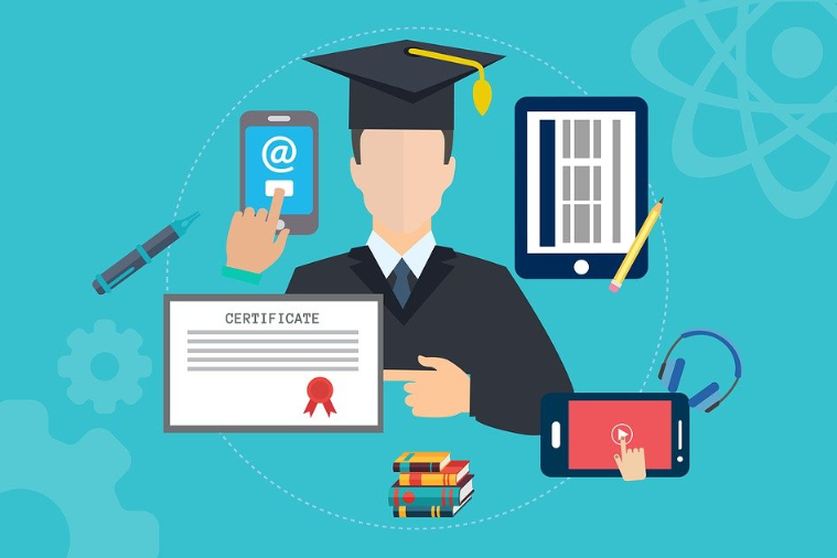دورة التعلم الرقمي وتوظيف التقنيات في التعليم